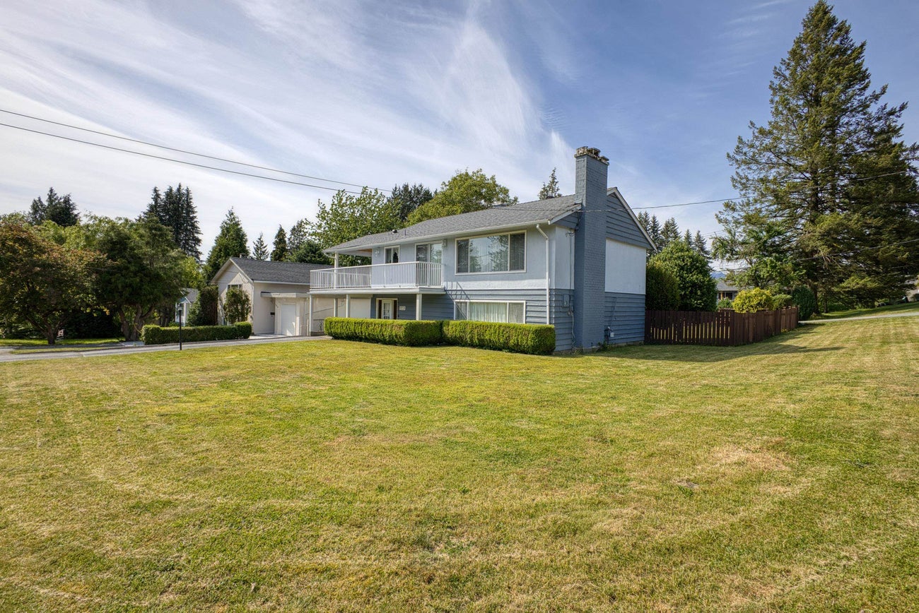 929 Grover Avenue - Coquitlam West Single Family Residence for Sale, 3 Bedrooms (R3143806)# - 3 929 Grover Avenue - Coquitlam West Single Family Residence for Sale, 3 Bedrooms (R3143806)# - 3