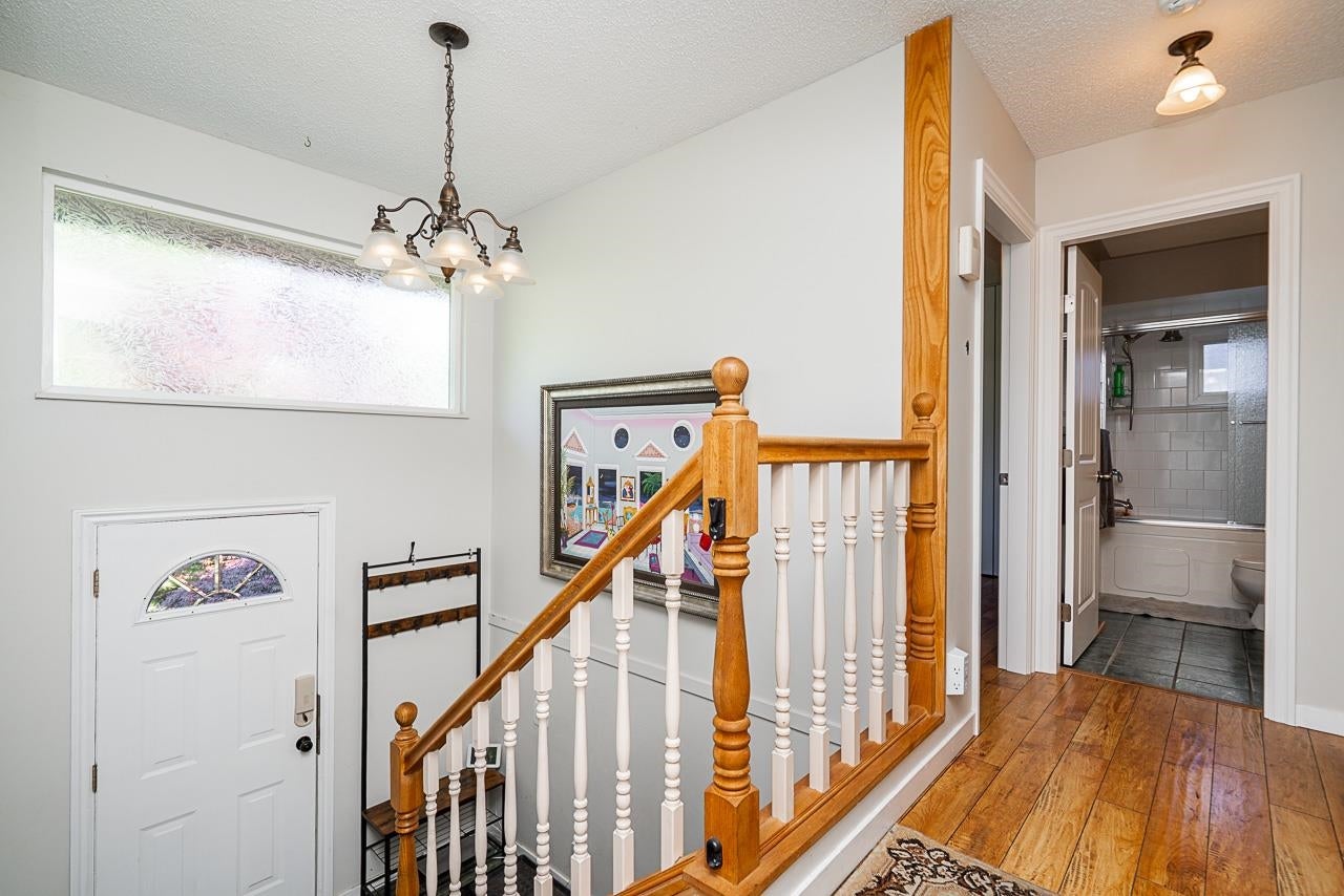 404 Mundy Street - Central Coquitlam Single Family Residence for Sale, 5 Bedrooms (R3143988)# - 14