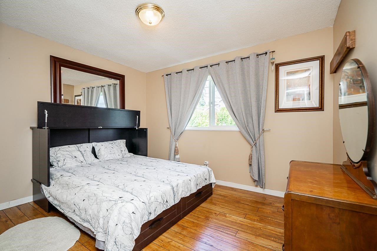 404 Mundy Street - Central Coquitlam Single Family Residence for Sale, 5 Bedrooms (R3143988)# - 21
