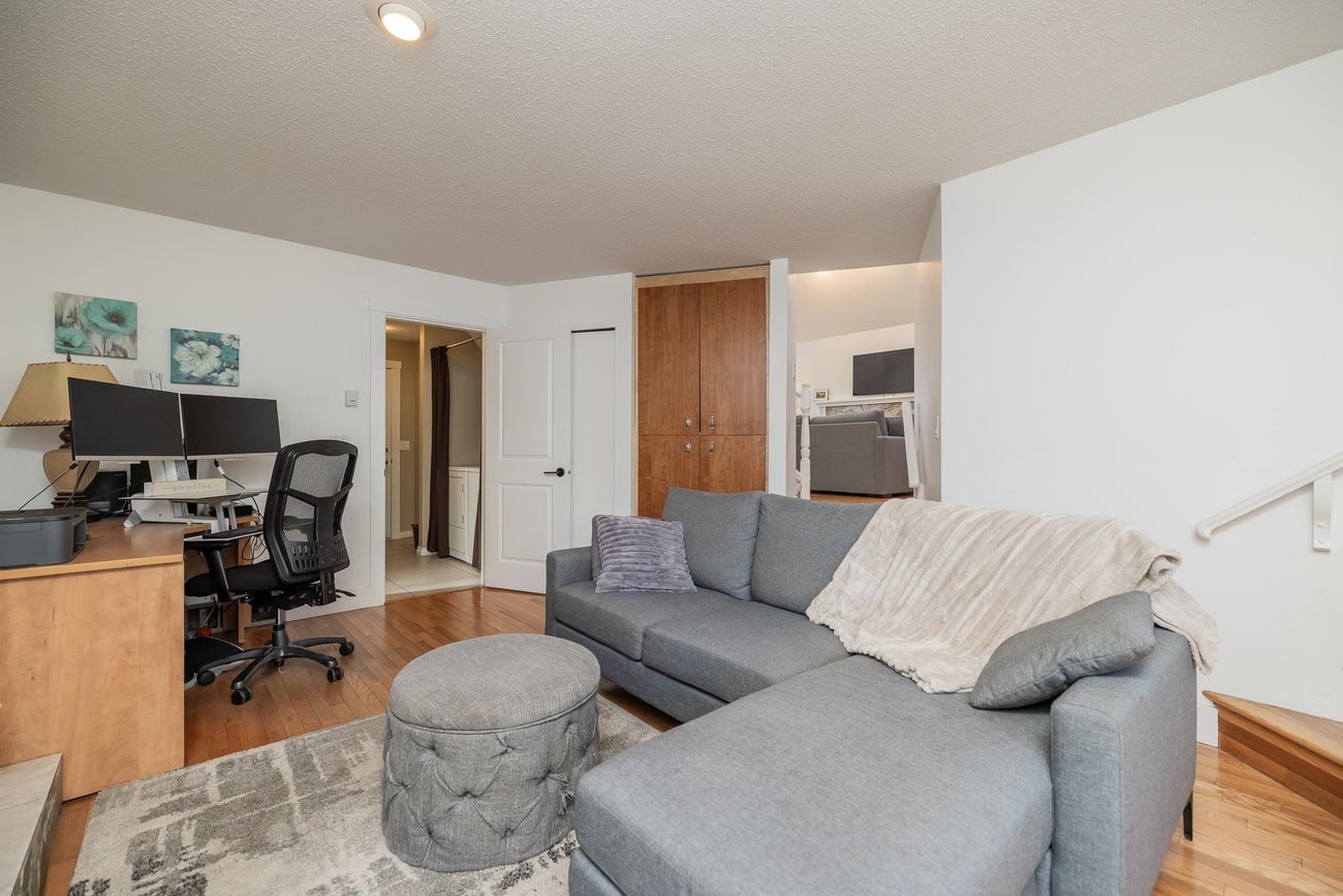 2796 Goldstream Crescent - Coquitlam East Single Family Residence for Sale, 3 Bedrooms (R3144126)# - 18