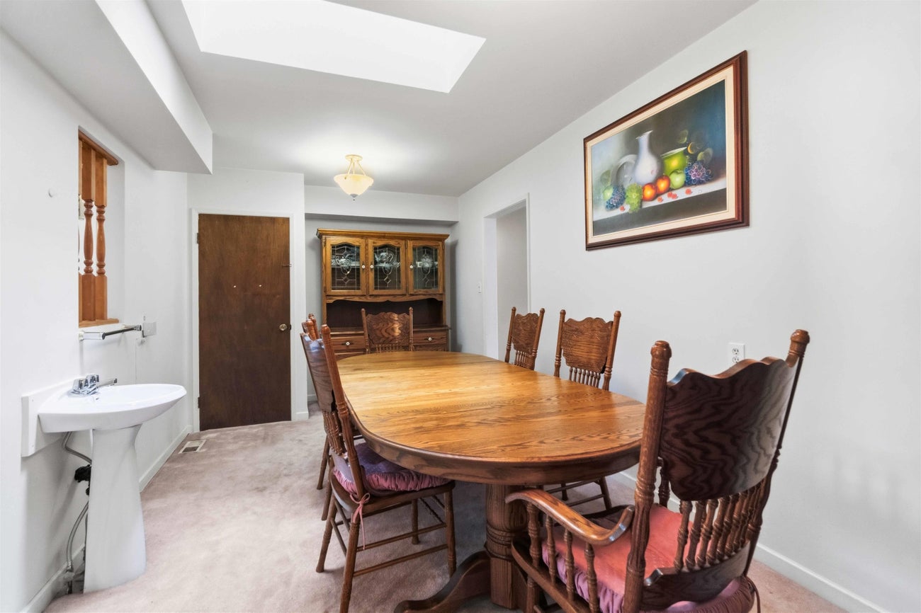 1522 Haversley Avenue - Central Coquitlam Single Family Residence for Sale, 9 Bedrooms (R3144465)# - 13