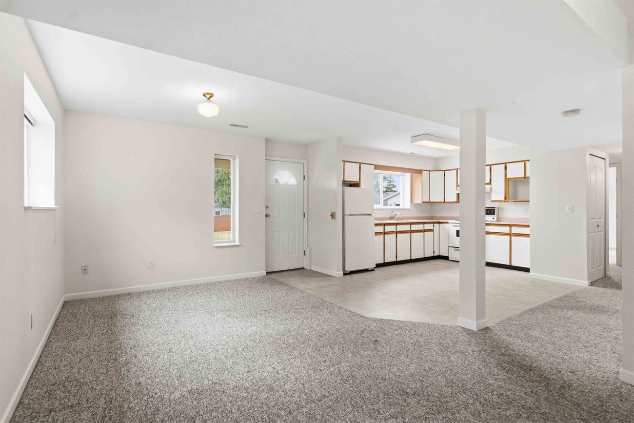 1522 Haversley Avenue - Central Coquitlam Single Family Residence for Sale, 9 Bedrooms (R3144465)# - 30