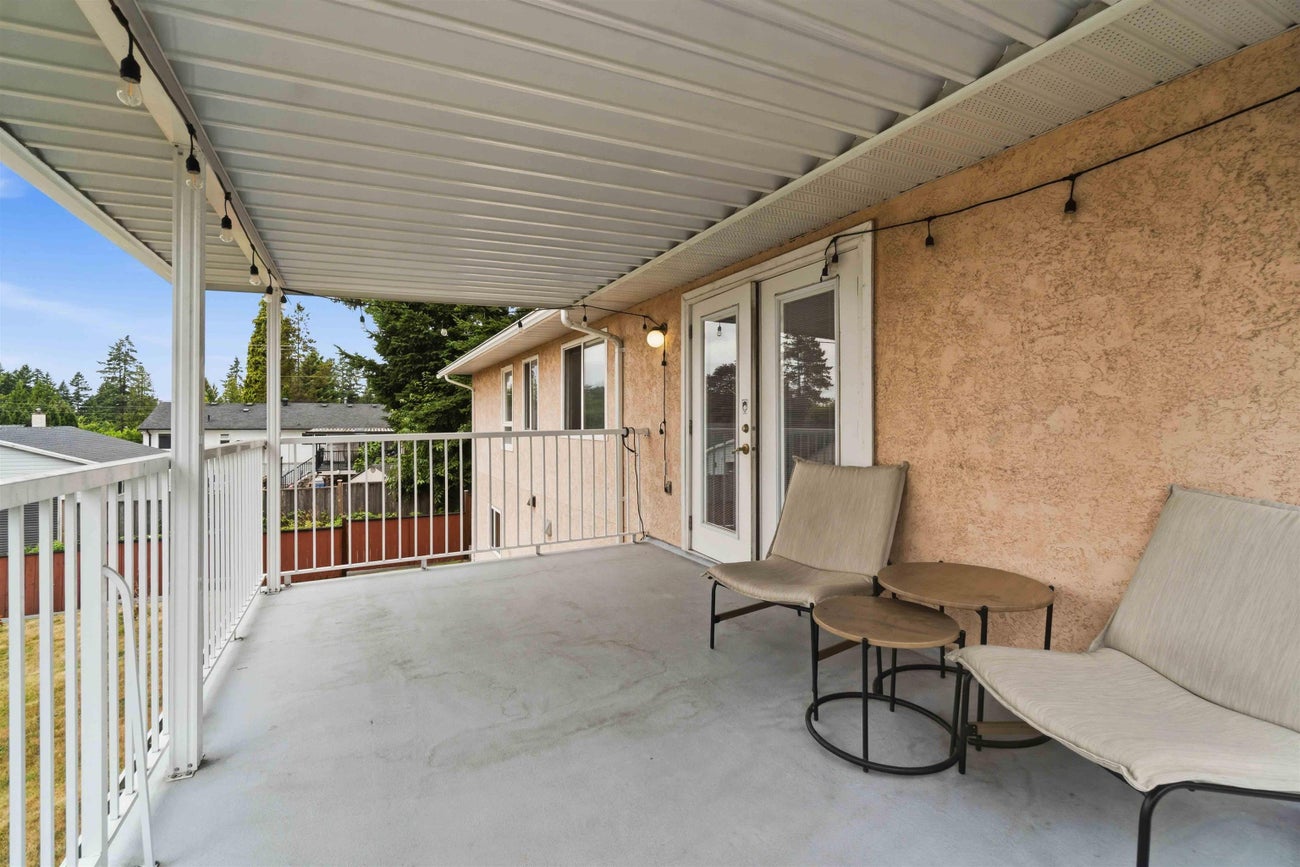 1522 Haversley Avenue - Central Coquitlam Single Family Residence for Sale, 9 Bedrooms (R3144465)# - 40