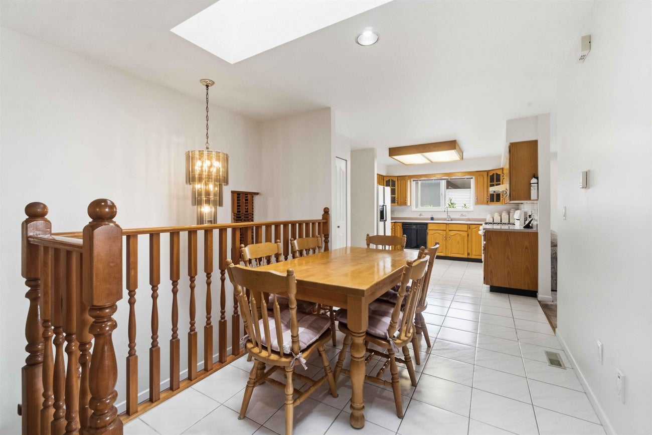 1522 Haversley Avenue - Central Coquitlam Single Family Residence for Sale, 9 Bedrooms (R3144465)# - 6