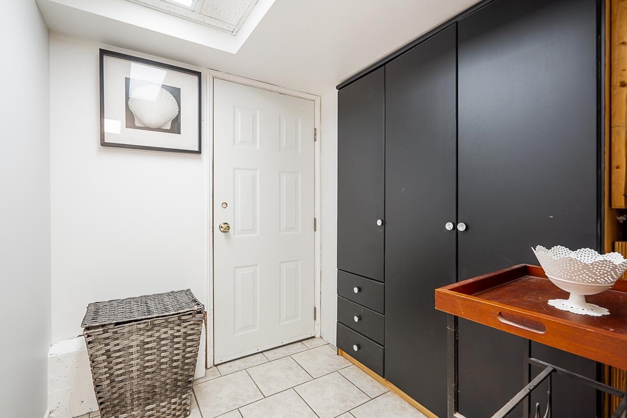 207 Mundy Street - Coquitlam East Single Family Residence for Sale, 3 Bedrooms (R3145227)# - 16