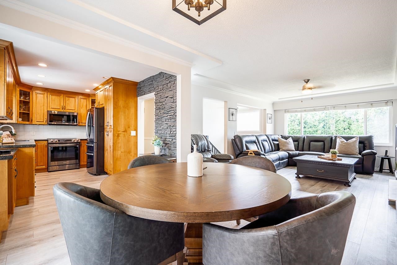 207 Mundy Street - Coquitlam East Single Family Residence for Sale, 3 Bedrooms (R3145227)# - 5