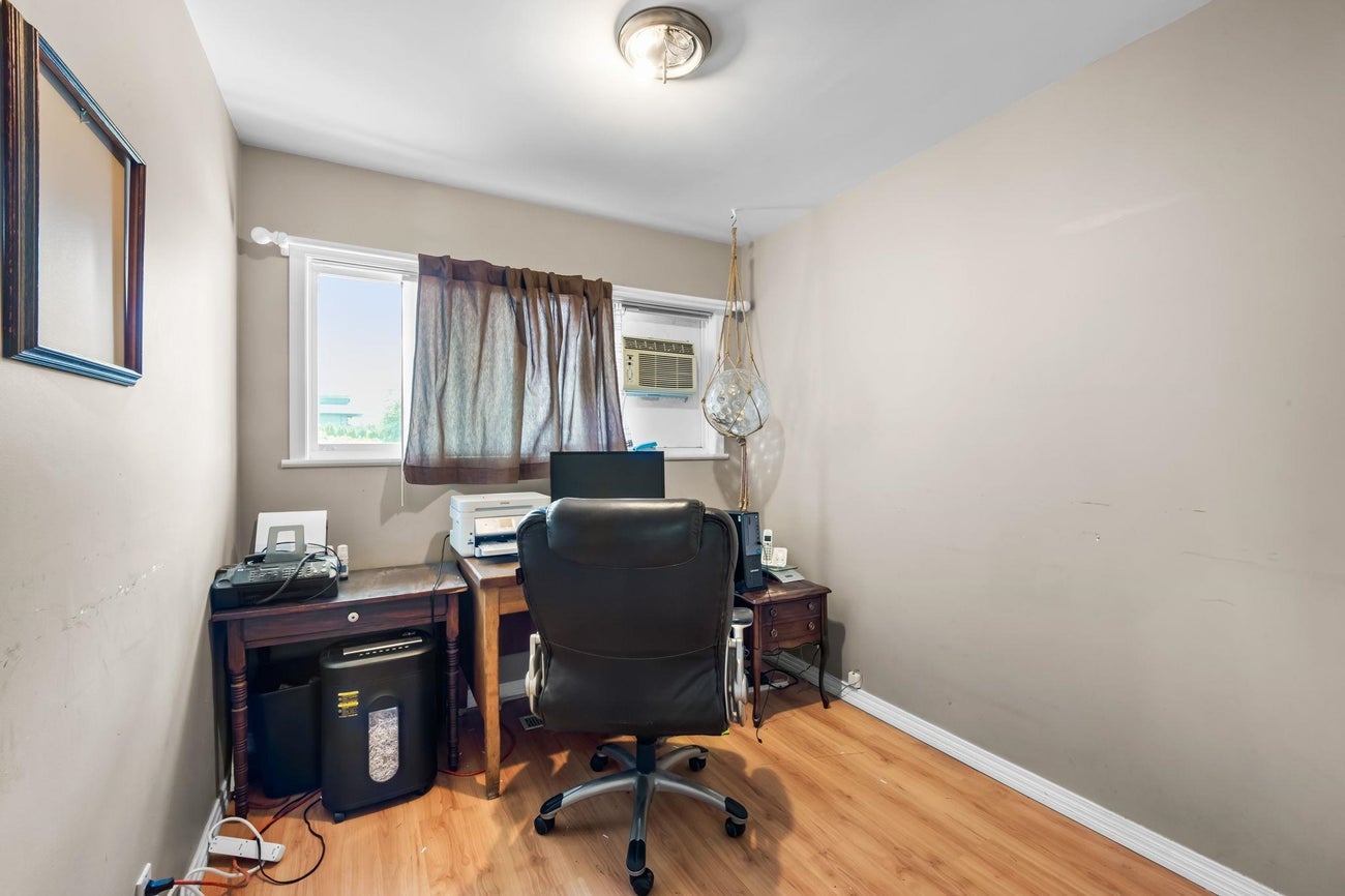 2119 Monterey Avenue - Central Coquitlam Single Family Residence for Sale, 5 Bedrooms (R3145325)# - 18