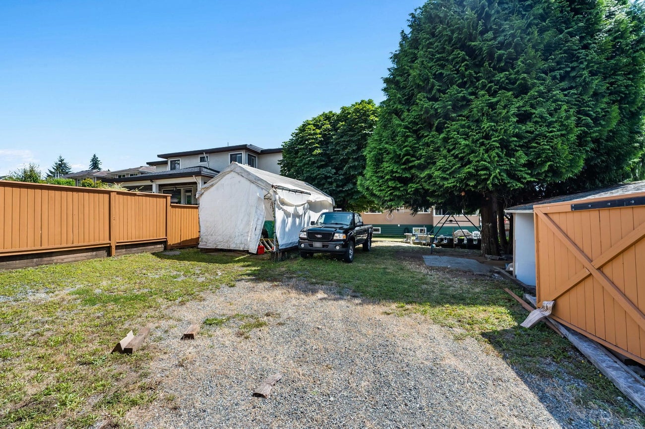 2119 Monterey Avenue - Central Coquitlam Single Family Residence for Sale, 5 Bedrooms (R3145325)# - 36