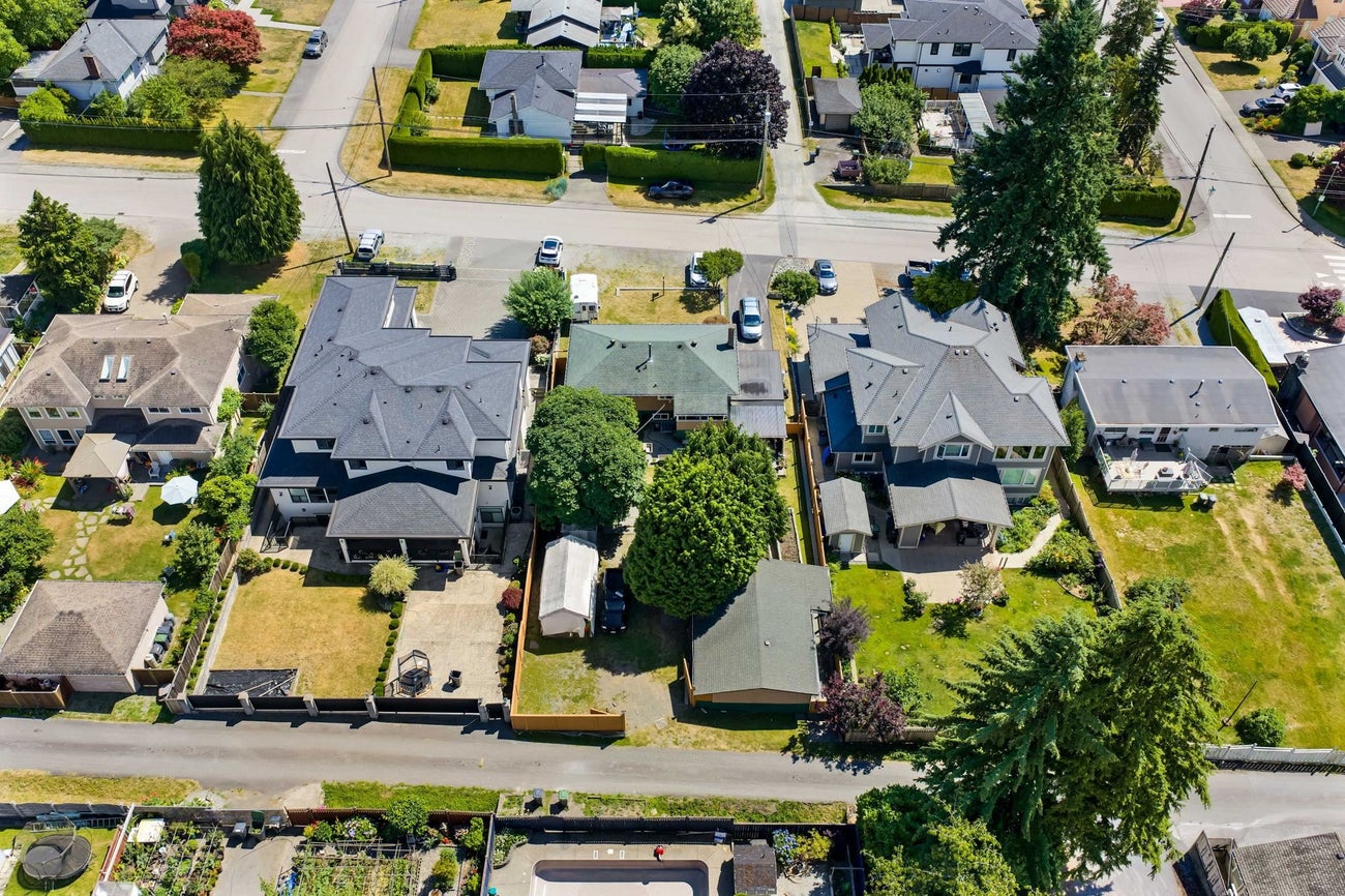 2119 Monterey Avenue - Central Coquitlam Single Family Residence for Sale, 5 Bedrooms (R3145325)# - 38