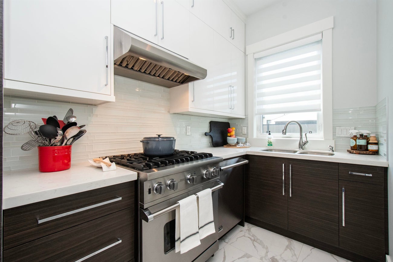 917 Sperling Avenue - Sperling-Duthie Single Family Residence for Sale, 5 Bedrooms (R3145755)# - 16