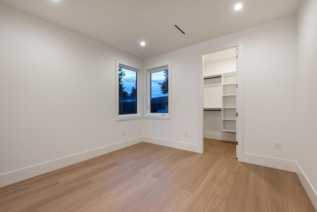 2149 Palliser Avenue - Central Coquitlam Single Family Residence for Sale, 7 Bedrooms (R3146975)# - 21 2149 Palliser Avenue - Central Coquitlam Single Family Residence for Sale, 7 Bedrooms (R3146975)# - 21