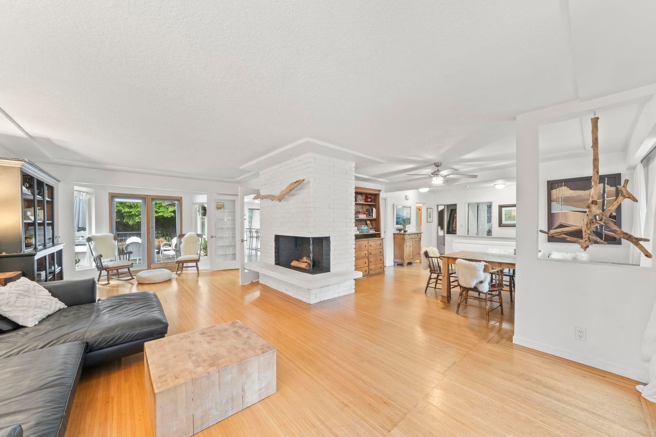 507 Jefferson Avenue - Coquitlam West Single Family Residence for Sale, 5 Bedrooms (R3147054)# - 1