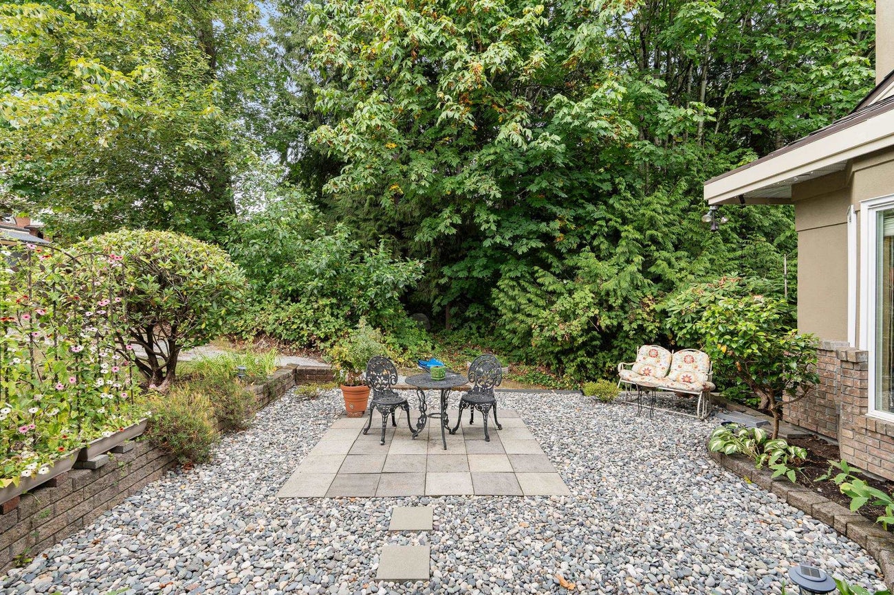 2264 Sorrento Drive - Coquitlam East Single Family Residence for Sale, 6 Bedrooms (R3147585)# - 4