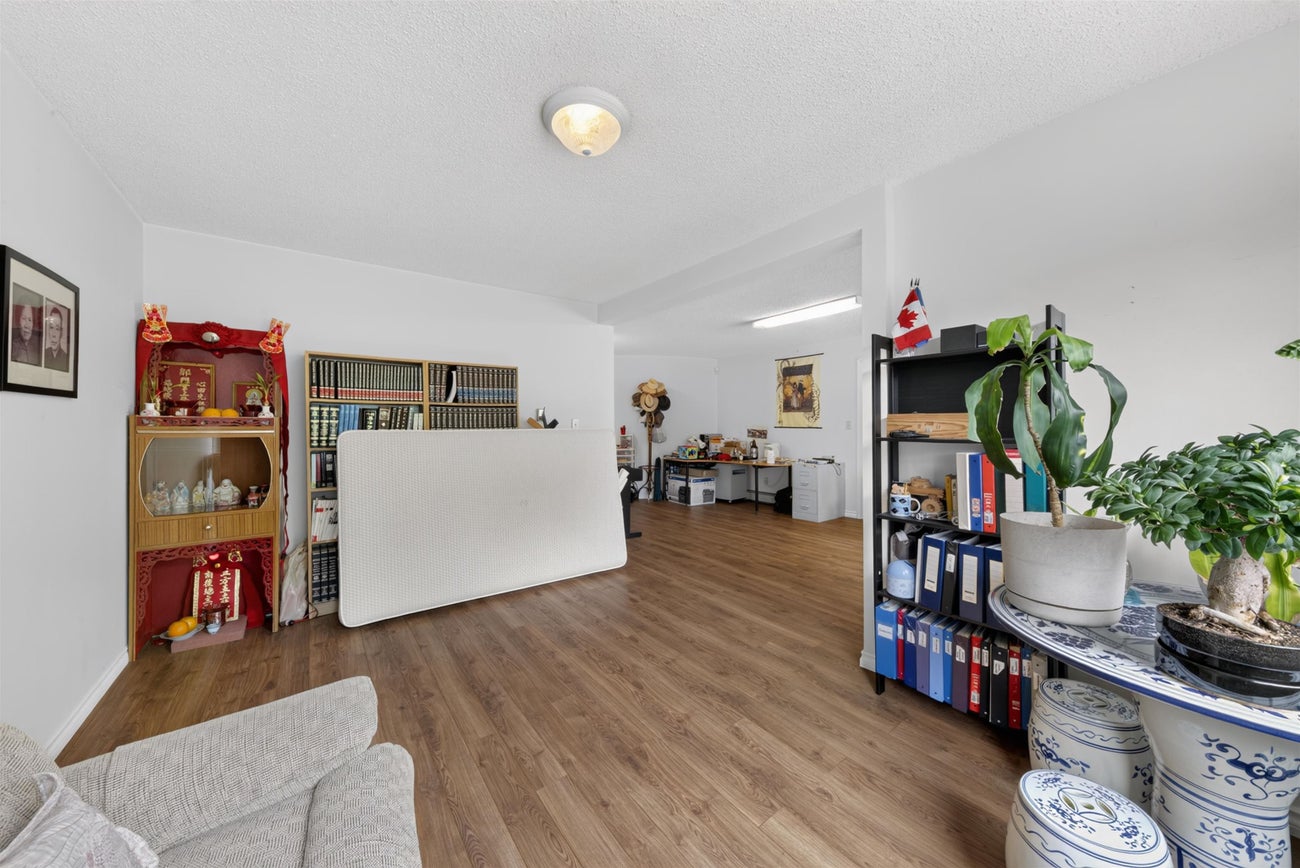 7164 Kitchener Street - Sperling-Duthie Single Family Residence for Sale, 5 Bedrooms (R3147856)# - 13