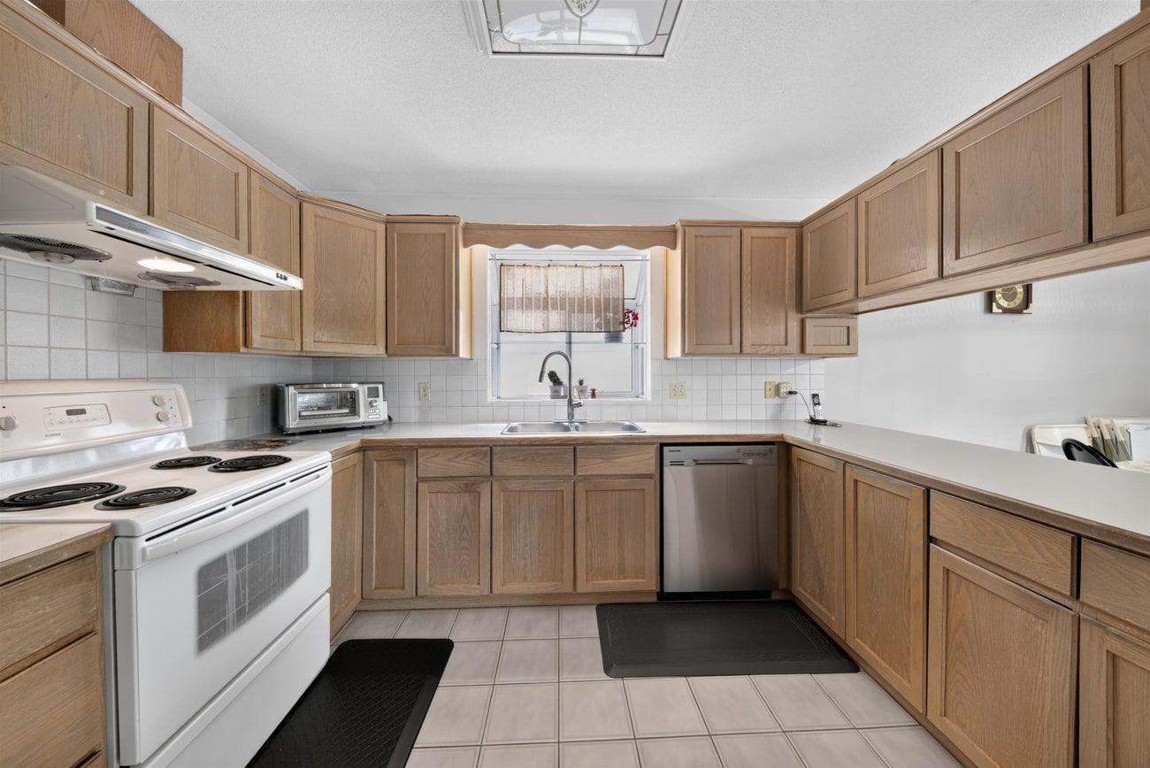 7164 Kitchener Street - Sperling-Duthie Single Family Residence for Sale, 5 Bedrooms (R3147856)# - 26