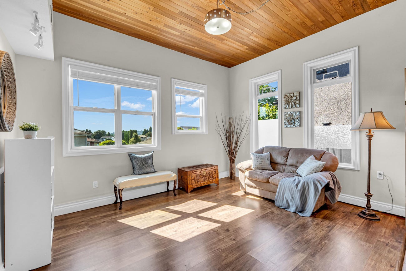 7347 Queenston Court - Simon Fraser Univer. Single Family Residence for Sale, 5 Bedrooms (R3147963)# - 23 7347 Queenston Court - Simon Fraser Univer. Single Family Residence for Sale, 5 Bedrooms (R3147963)# - 23