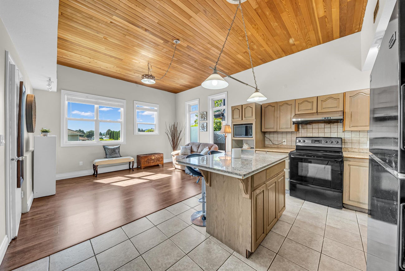 7347 Queenston Court - Simon Fraser Univer. Single Family Residence for Sale, 5 Bedrooms (R3147963)# - 25 7347 Queenston Court - Simon Fraser Univer. Single Family Residence for Sale, 5 Bedrooms (R3147963)# - 25