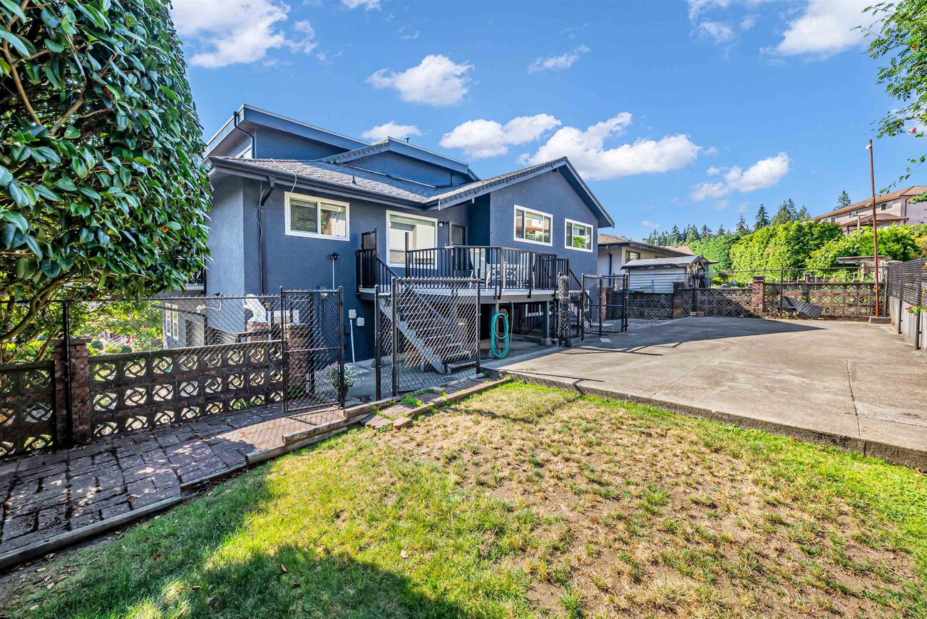 7347 Queenston Court - Simon Fraser Univer. Single Family Residence for Sale, 5 Bedrooms (R3147963)# - 35 7347 Queenston Court - Simon Fraser Univer. Single Family Residence for Sale, 5 Bedrooms (R3147963)# - 35