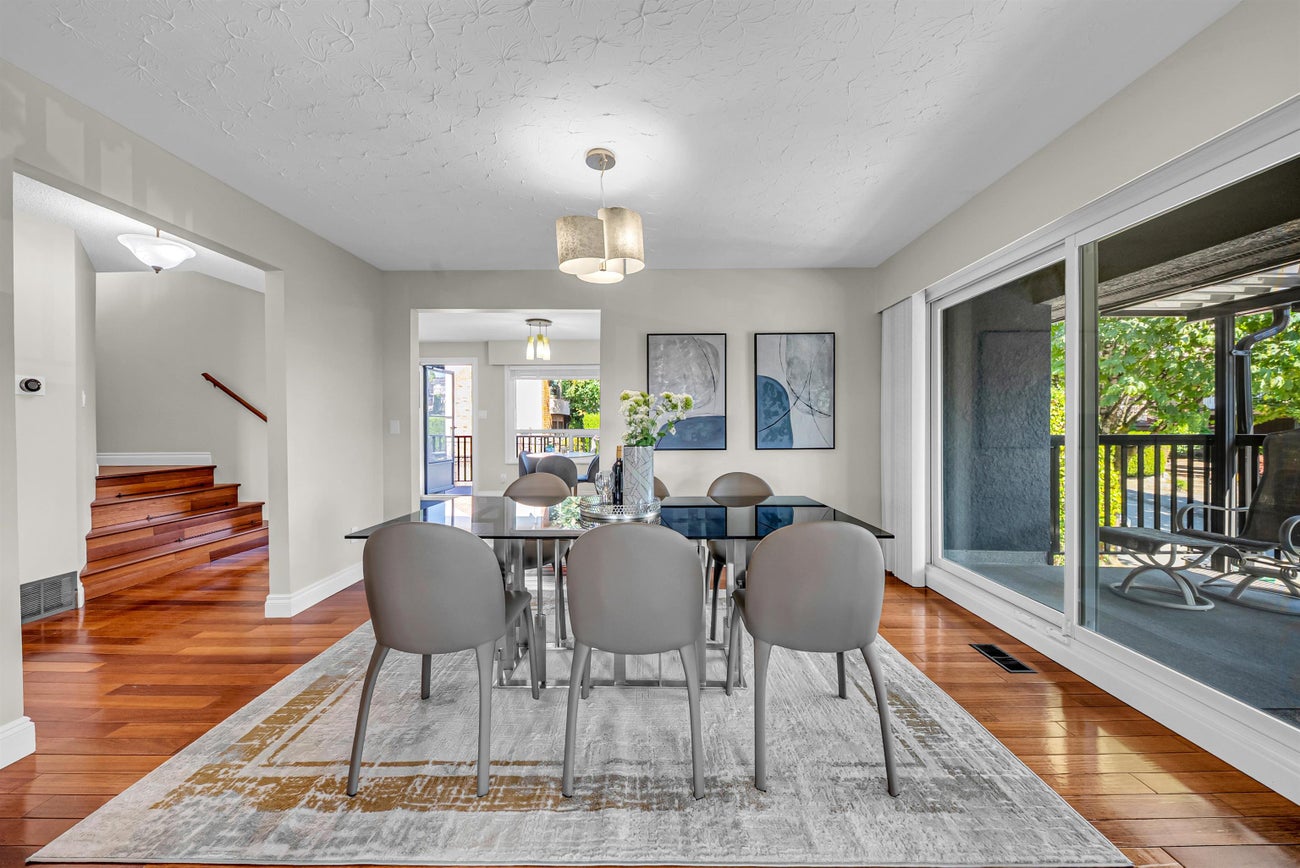 7347 Queenston Court - Simon Fraser Univer. Single Family Residence for Sale, 5 Bedrooms (R3147963)# - 6 7347 Queenston Court - Simon Fraser Univer. Single Family Residence for Sale, 5 Bedrooms (R3147963)# - 6