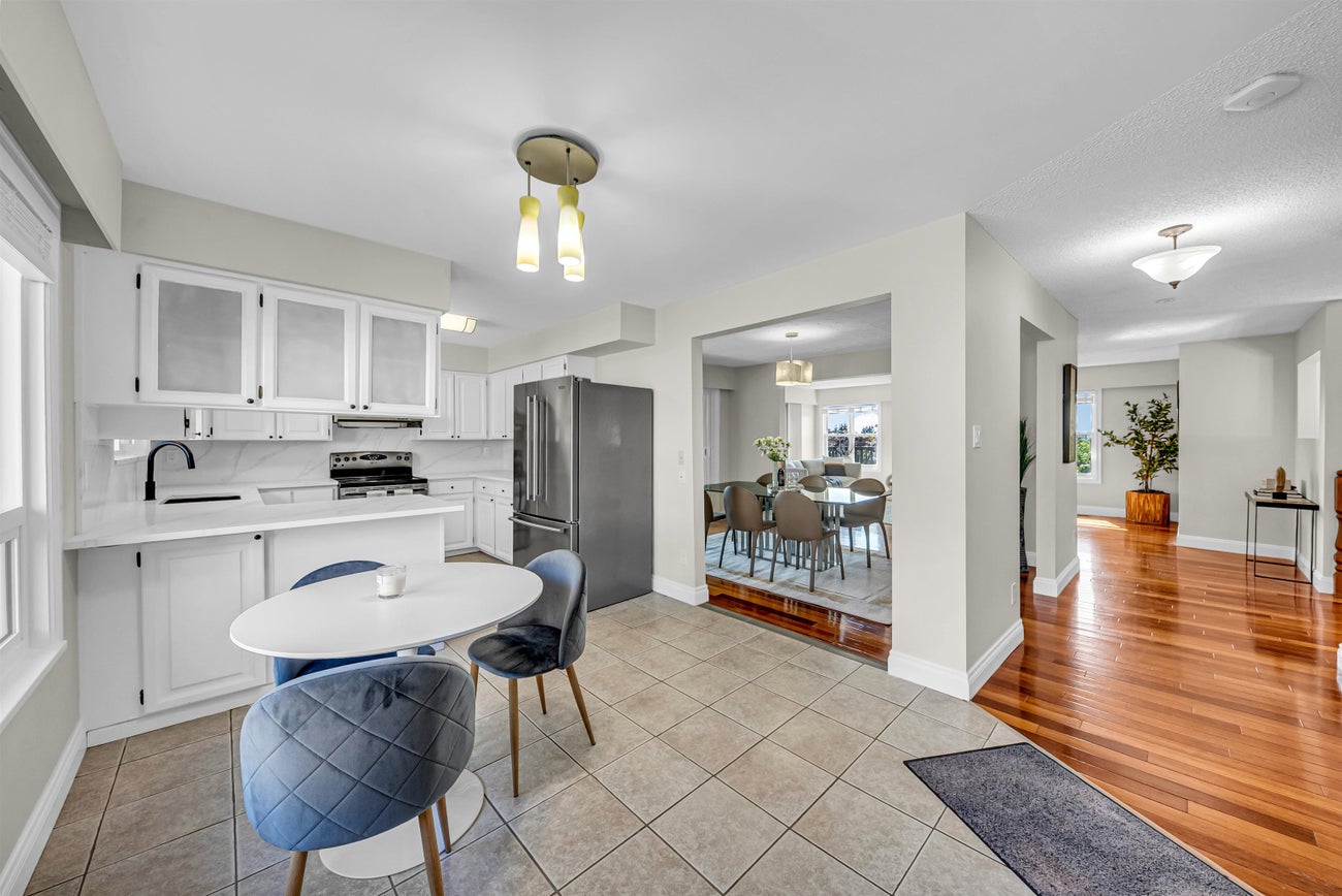 7347 Queenston Court - Simon Fraser Univer. Single Family Residence for Sale, 5 Bedrooms (R3147963)# - 9 7347 Queenston Court - Simon Fraser Univer. Single Family Residence for Sale, 5 Bedrooms (R3147963)# - 9