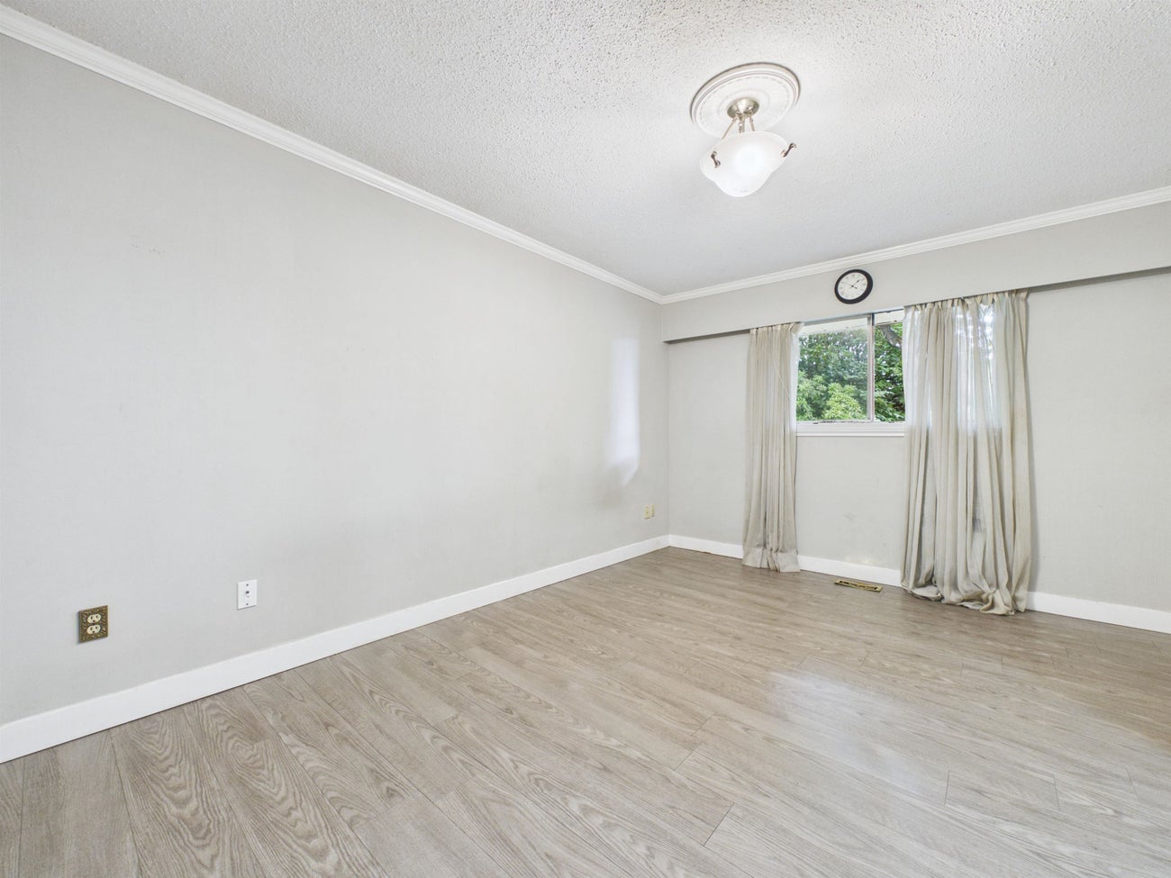 7132 Paulus Court - Montecito Single Family Residence for Sale, 5 Bedrooms (R3148245)# - 17