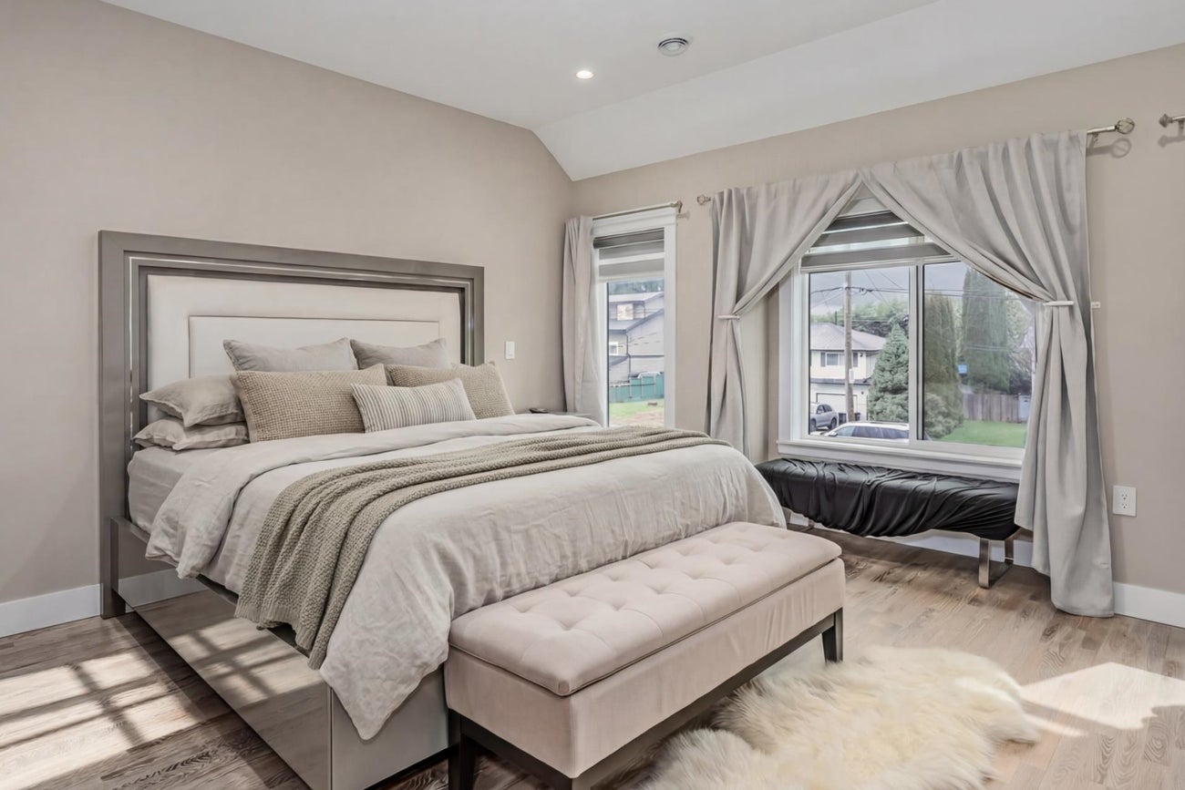 2488 Latimer Avenue - Central Coquitlam Single Family Residence for Sale, 6 Bedrooms (R3148645)# - 20