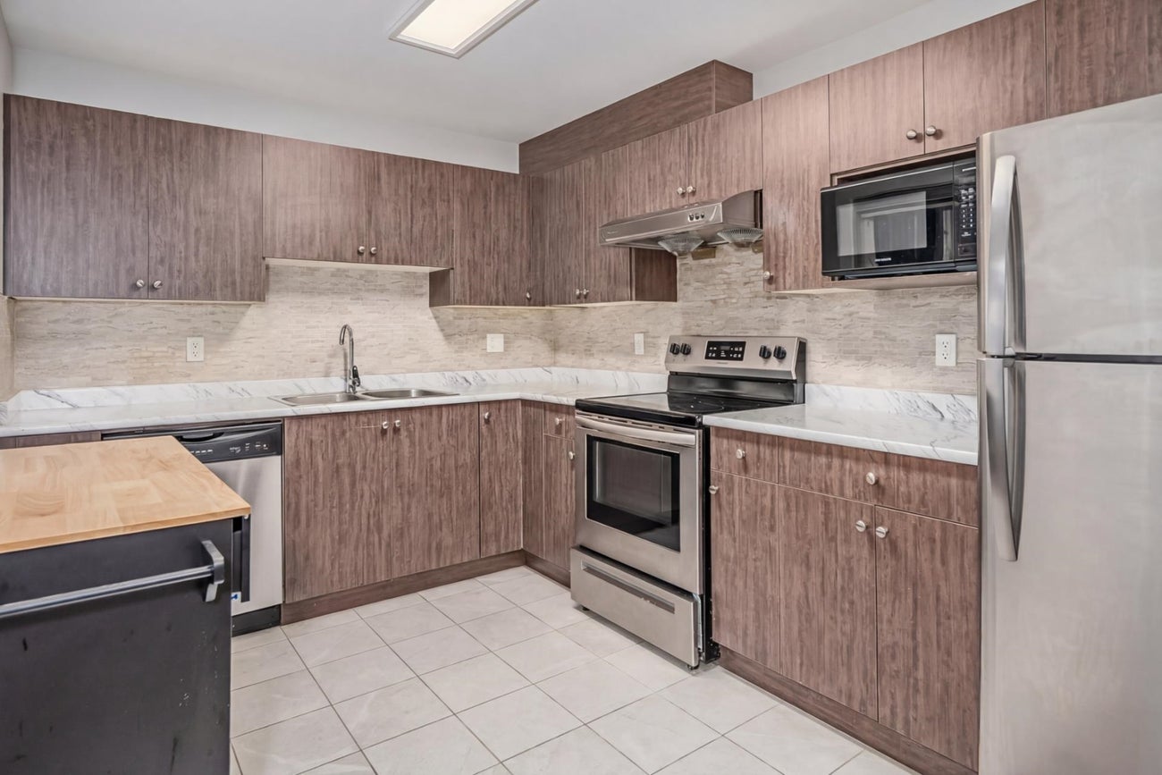 2488 Latimer Avenue - Central Coquitlam Single Family Residence for Sale, 6 Bedrooms (R3148645)# - 36