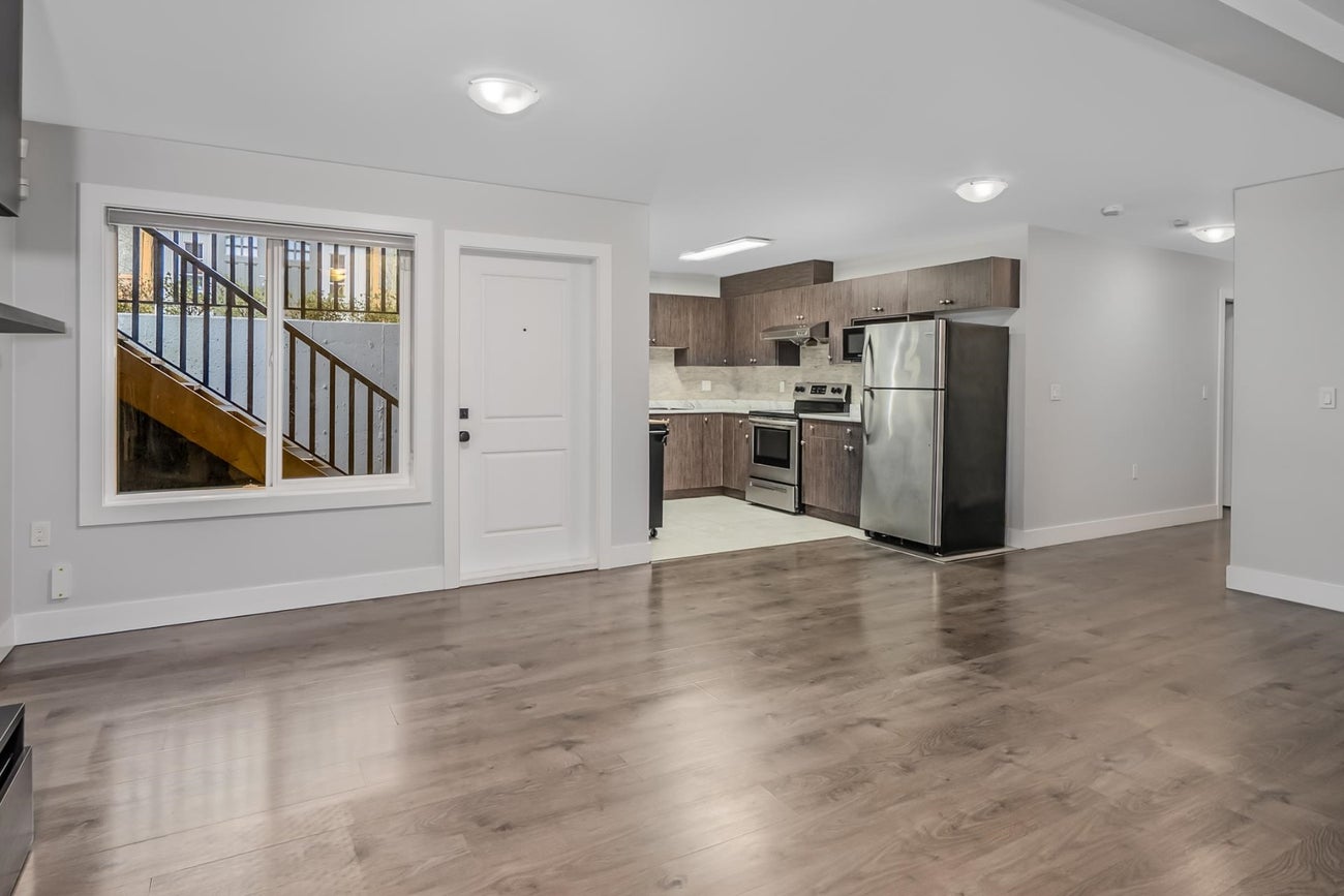 2488 Latimer Avenue - Central Coquitlam Single Family Residence for Sale, 6 Bedrooms (R3148645)# - 37