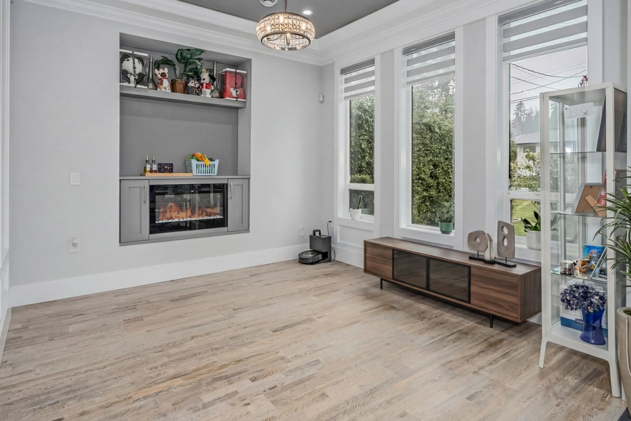 2488 Latimer Avenue - Central Coquitlam Single Family Residence for Sale, 6 Bedrooms (R3148645)# - 7