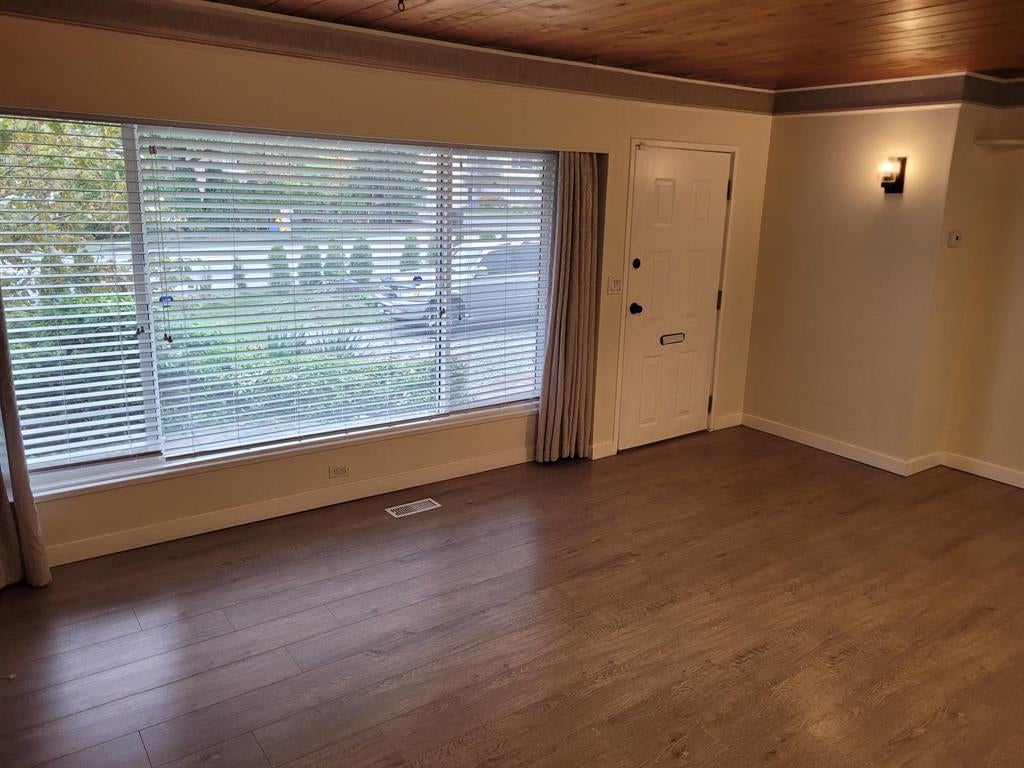 2283 Austin Avenue - Central Coquitlam Single Family Residence for Sale, 5 Bedrooms (R3149195)# - 16