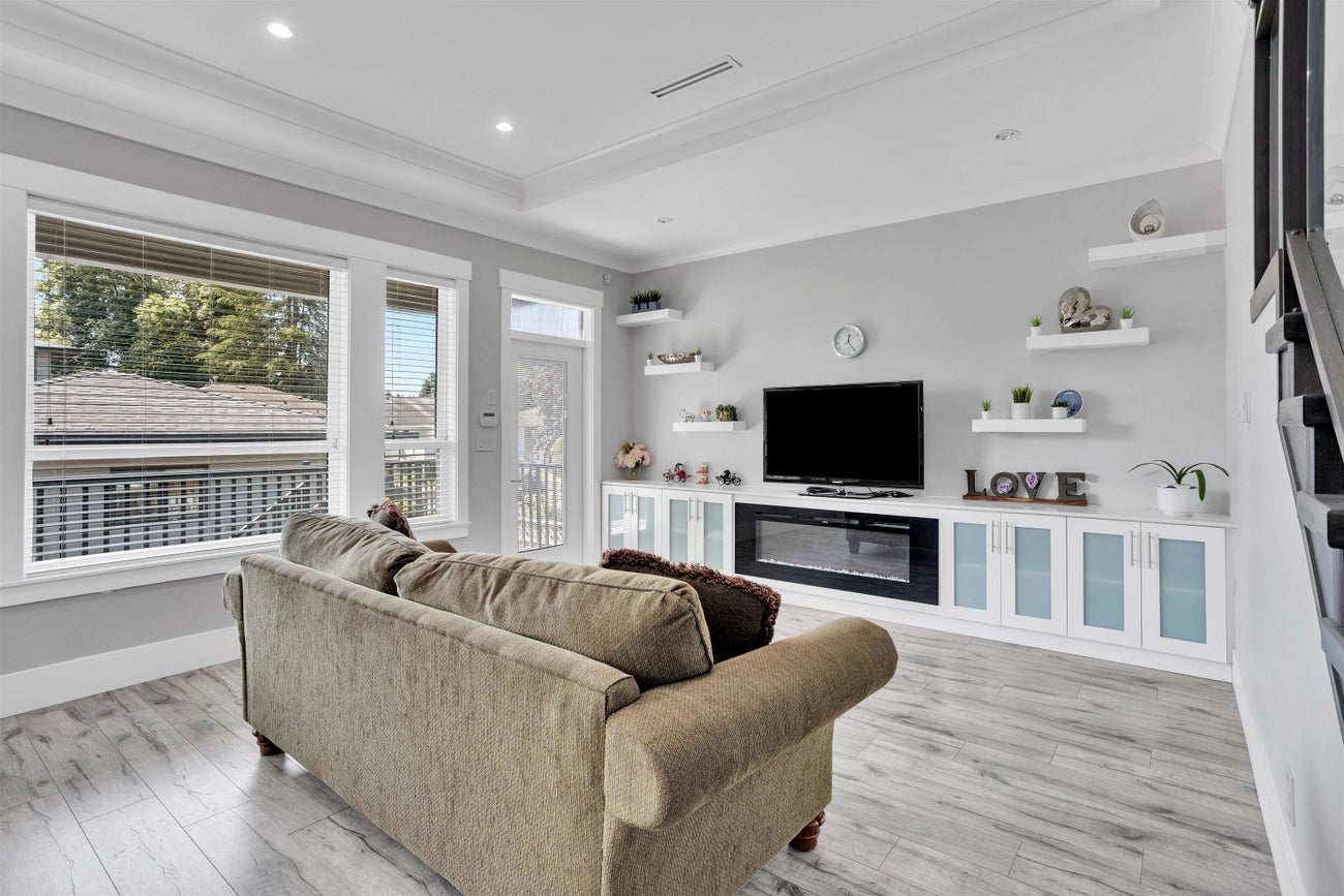 7158 Hastings Street - Sperling-Duthie Single Family Residence for Sale, 7 Bedrooms (R3149246)# - 7