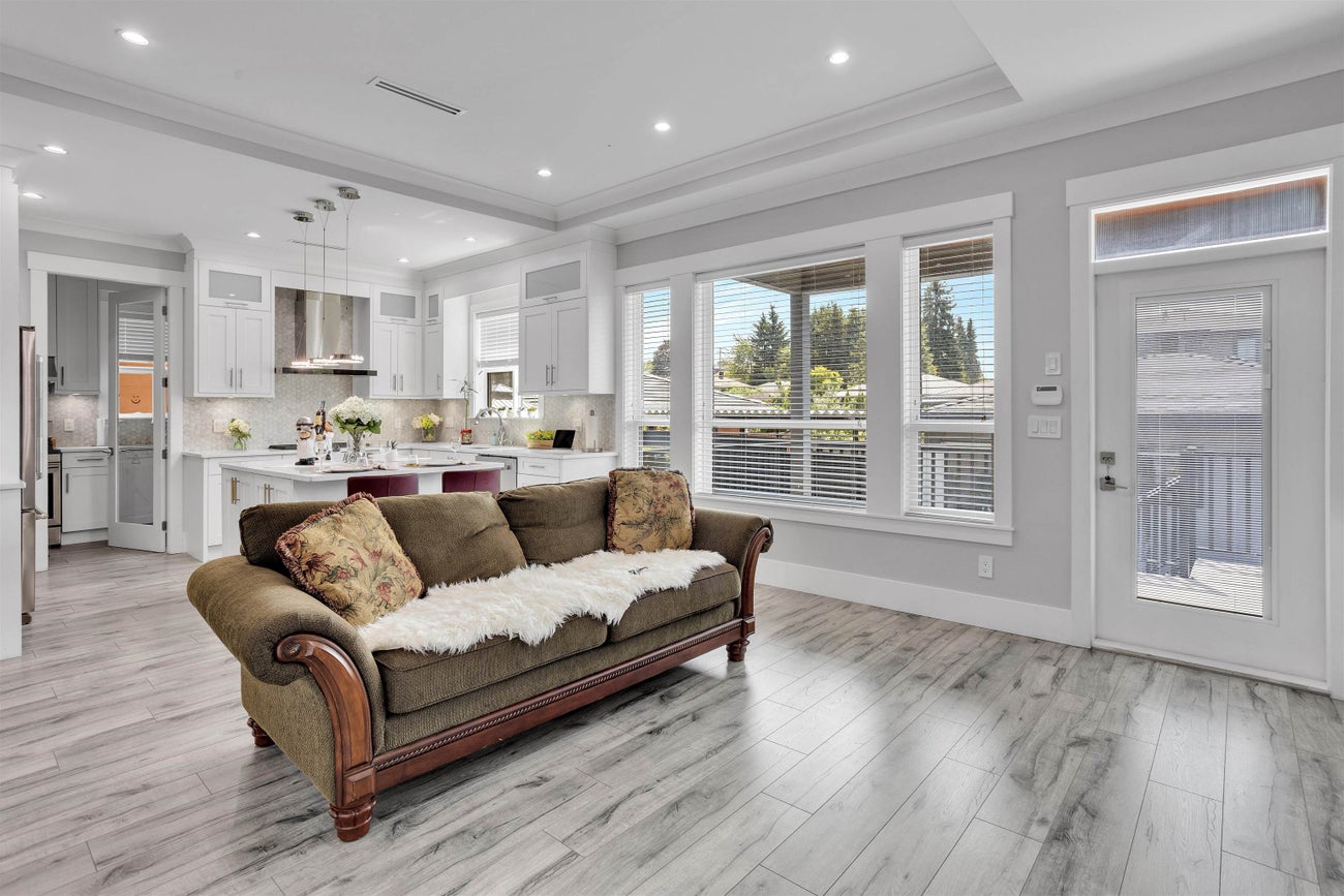 7158 Hastings Street - Sperling-Duthie Single Family Residence for Sale, 7 Bedrooms (R3149246)# - 8