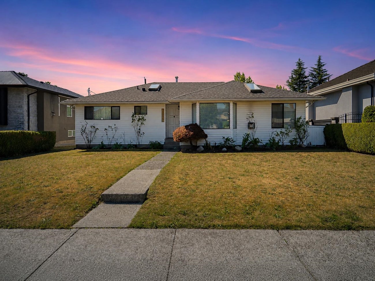 6546 Dunnedin Street - Sperling-Duthie Single Family Residence for Sale, 3 Bedrooms (R3149376)# - 1