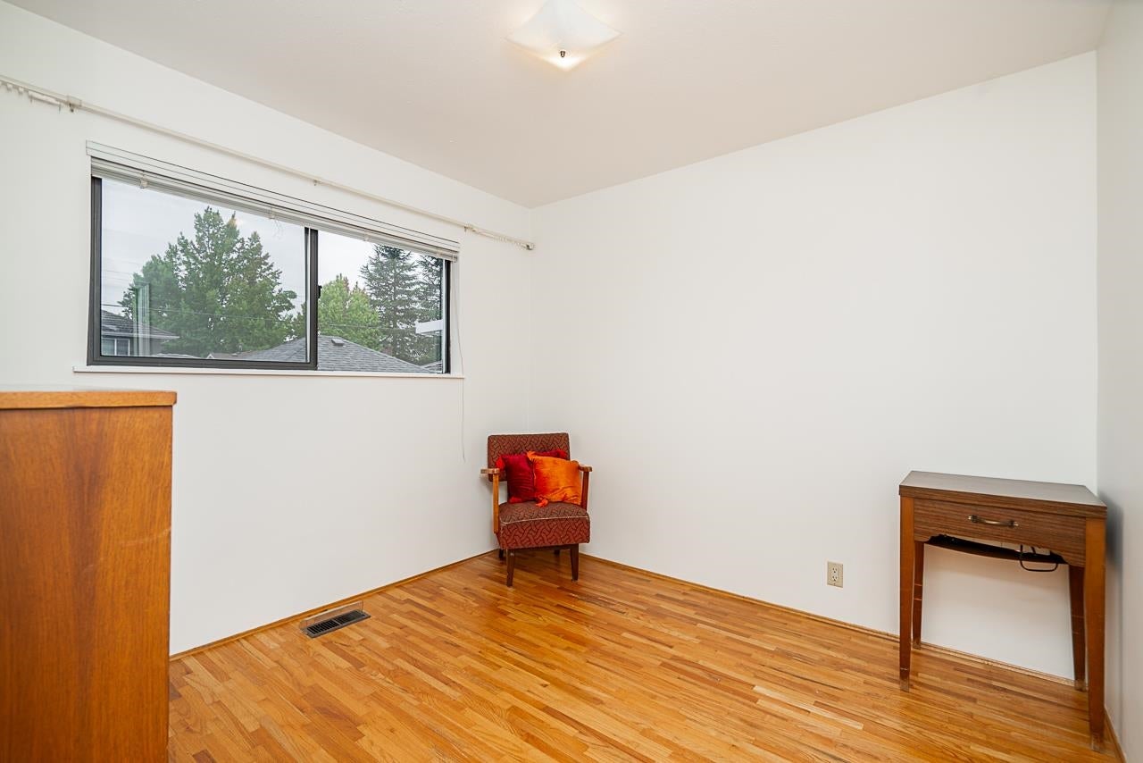 6546 Dunnedin Street - Sperling-Duthie Single Family Residence for Sale, 3 Bedrooms (R3149376)# - 24