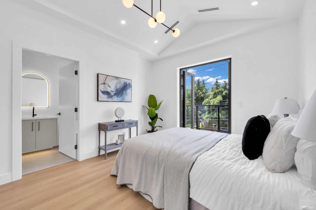 2 - 2316 Cliff Avenue - Montecito Single Family Residence for Sale, 4 Bedrooms (R3149580)# - 22 2 - 2316 Cliff Avenue - Montecito Single Family Residence for Sale, 4 Bedrooms (R3149580)# - 22