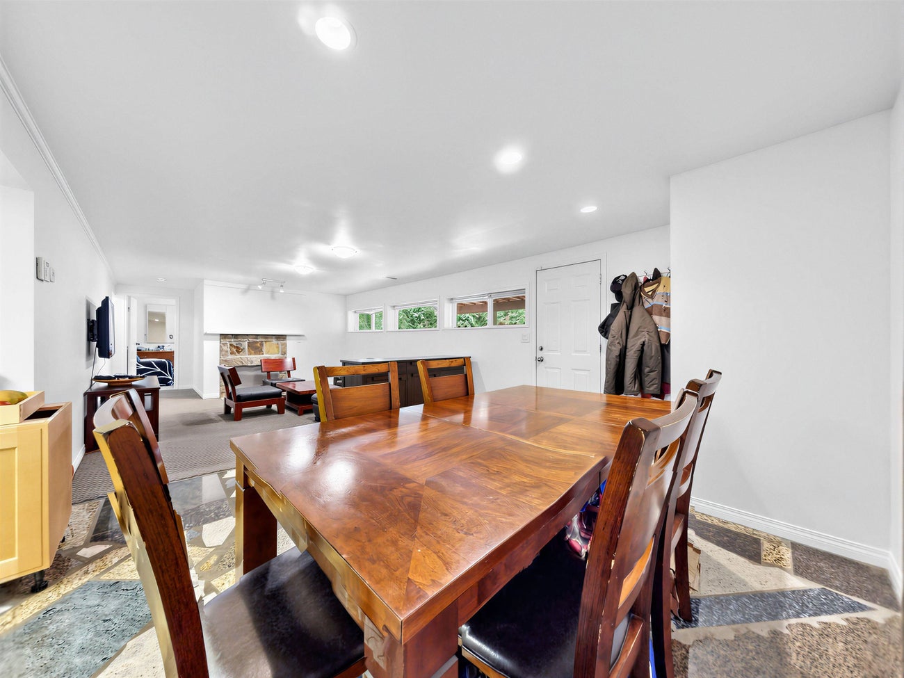 712 Shaw Avenue - Coquitlam West Single Family Residence for Sale, 6 Bedrooms (R3149812)# - 26