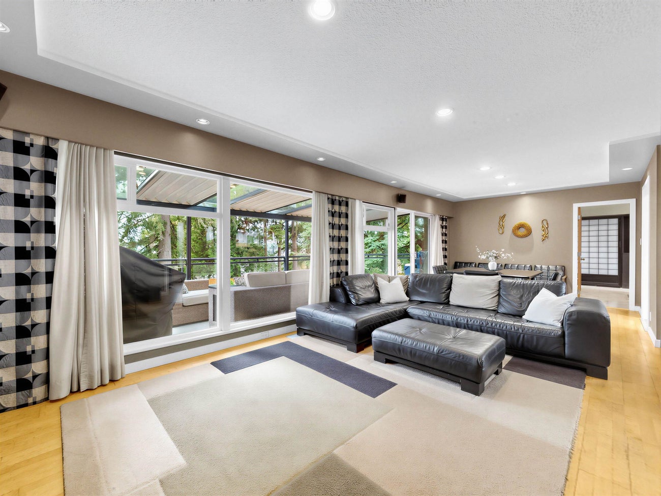 712 Shaw Avenue - Coquitlam West Single Family Residence for Sale, 6 Bedrooms (R3149812)# - 2