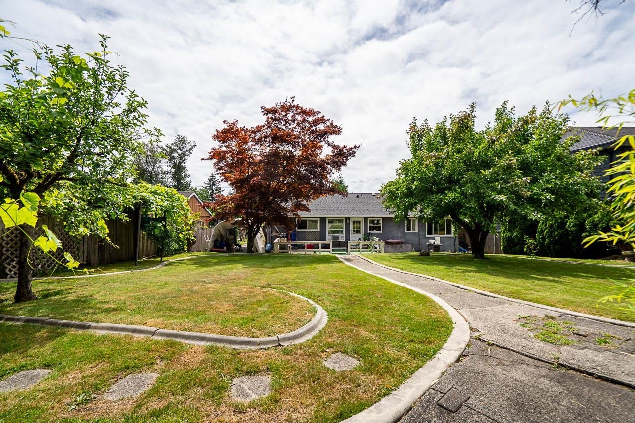 711 Alderson Avenue - Coquitlam West Single Family Residence for Sale, 3 Bedrooms (R3150051)# - 26