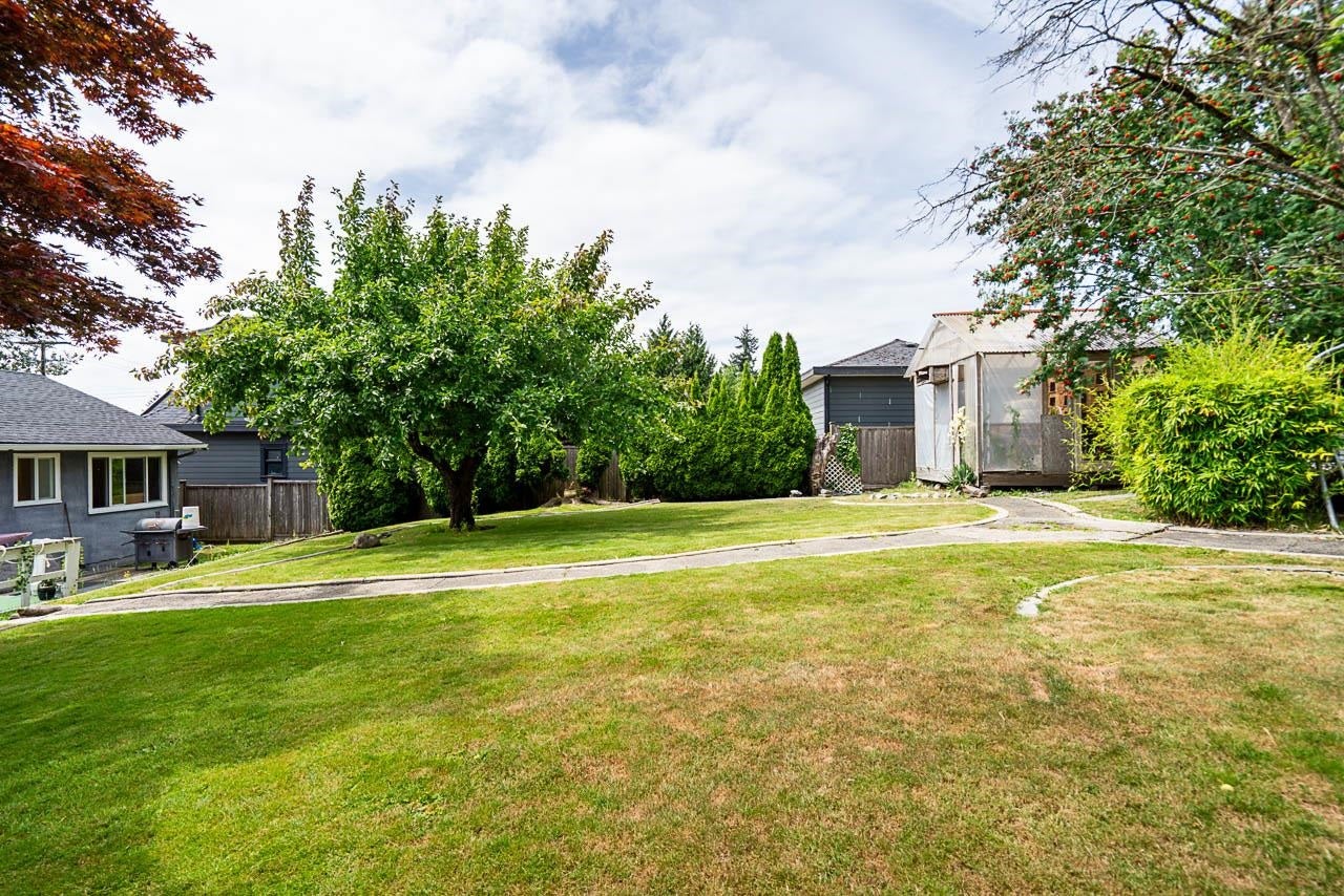 711 Alderson Avenue - Coquitlam West Single Family Residence for Sale, 3 Bedrooms (R3150051)# - 27