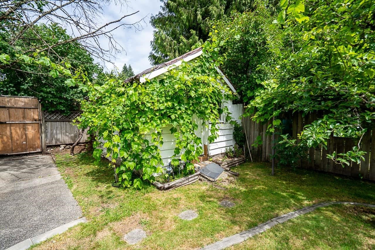 711 Alderson Avenue - Coquitlam West Single Family Residence for Sale, 3 Bedrooms (R3150051)# - 28