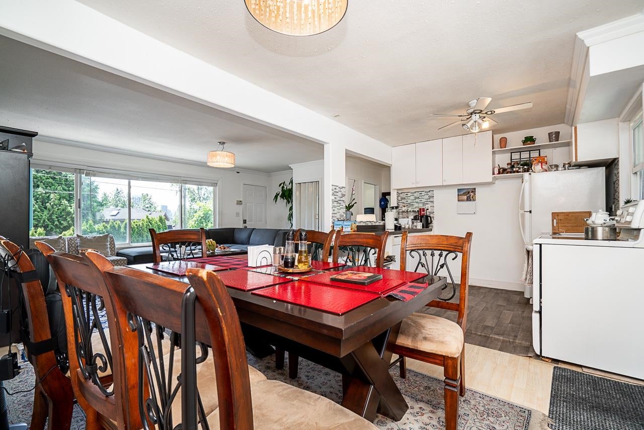 711 Alderson Avenue - Coquitlam West Single Family Residence for Sale, 3 Bedrooms (R3150051)# - 6