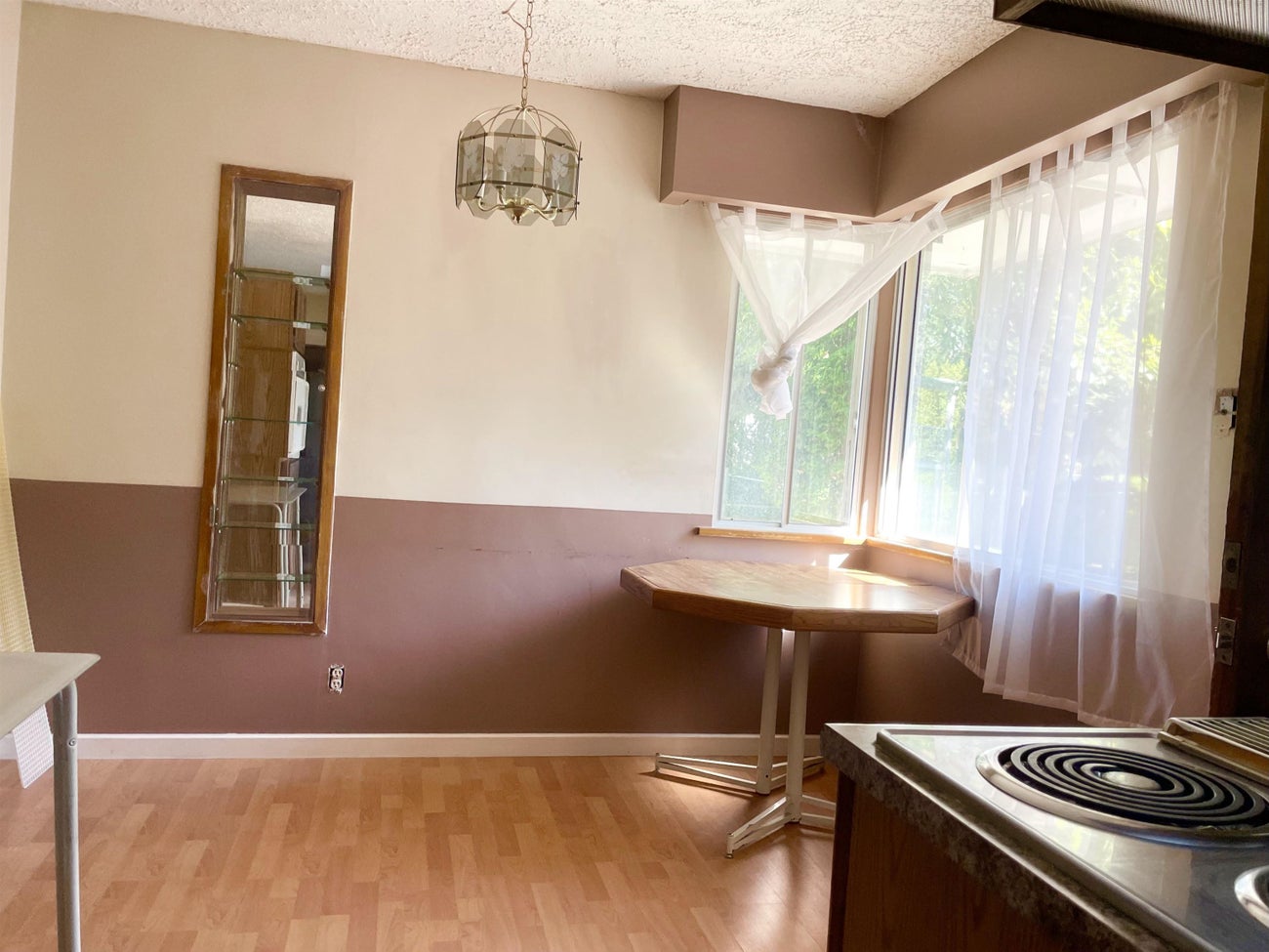 697 Fairview Street - Coquitlam West Single Family Residence for Sale, 2 Bedrooms (R3150127)# - 5