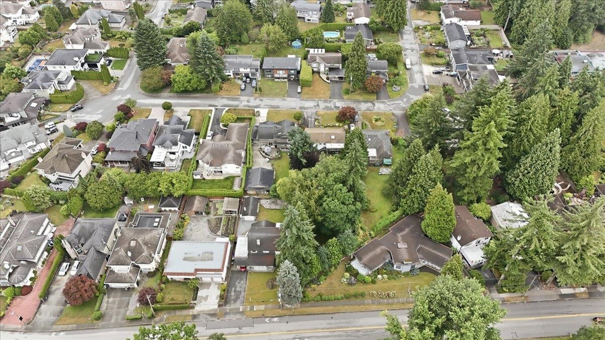 1388 Cambridge Drive - Central Coquitlam Single Family Residence for Sale, 5 Bedrooms (R3150503)# - 10