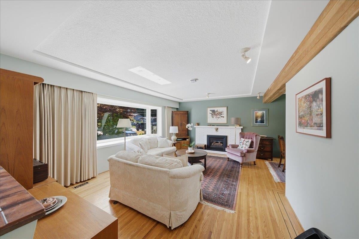 1388 Cambridge Drive - Central Coquitlam Single Family Residence for Sale, 5 Bedrooms (R3150503)# - 14