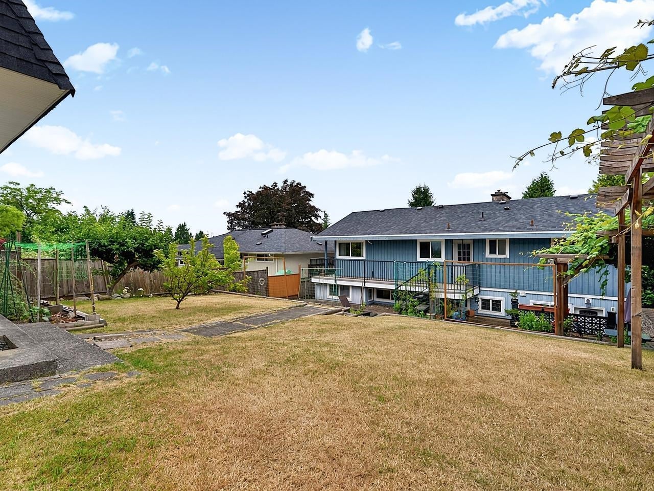 937 Kinsac Street - Coquitlam West Single Family Residence for Sale, 5 Bedrooms (R3151464)# - 32 937 Kinsac Street - Coquitlam West Single Family Residence for Sale, 5 Bedrooms (R3151464)# - 32