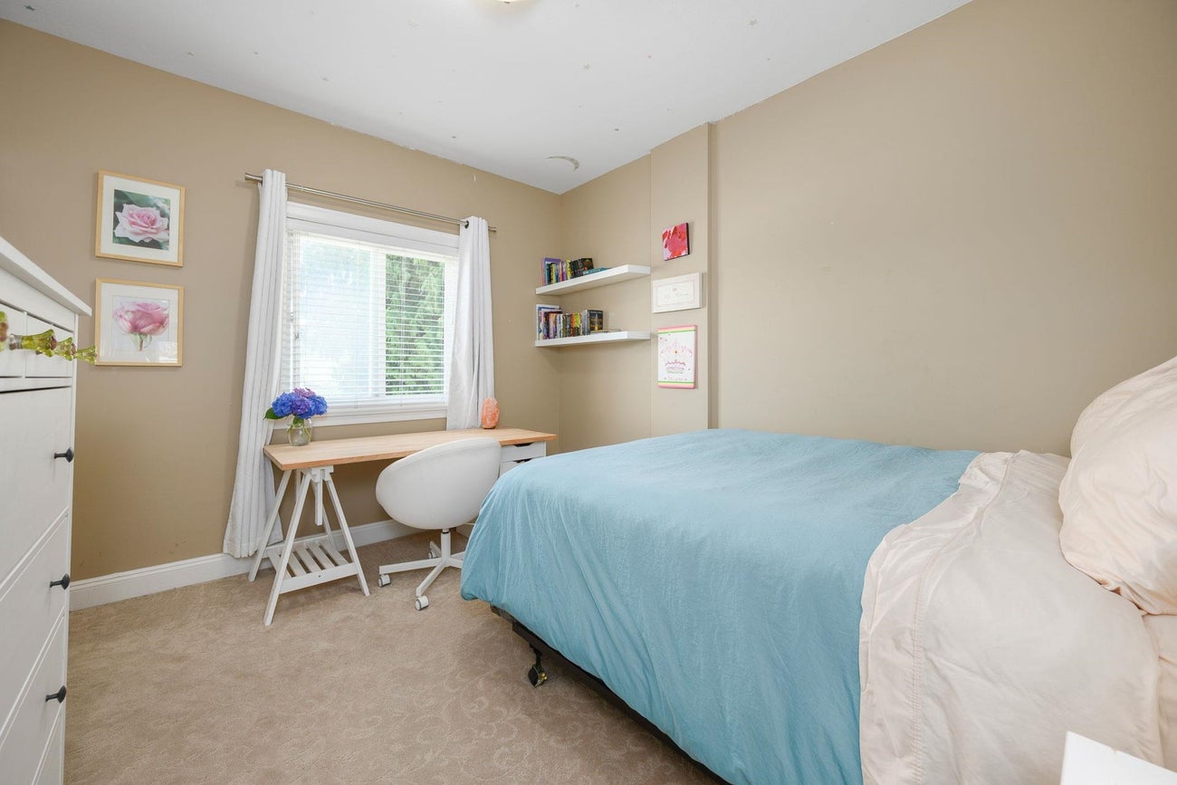 825 Robinson Street - Coquitlam West Single Family Residence for Sale, 7 Bedrooms (R3151513)# - 17 825 Robinson Street - Coquitlam West Single Family Residence for Sale, 7 Bedrooms (R3151513)# - 17