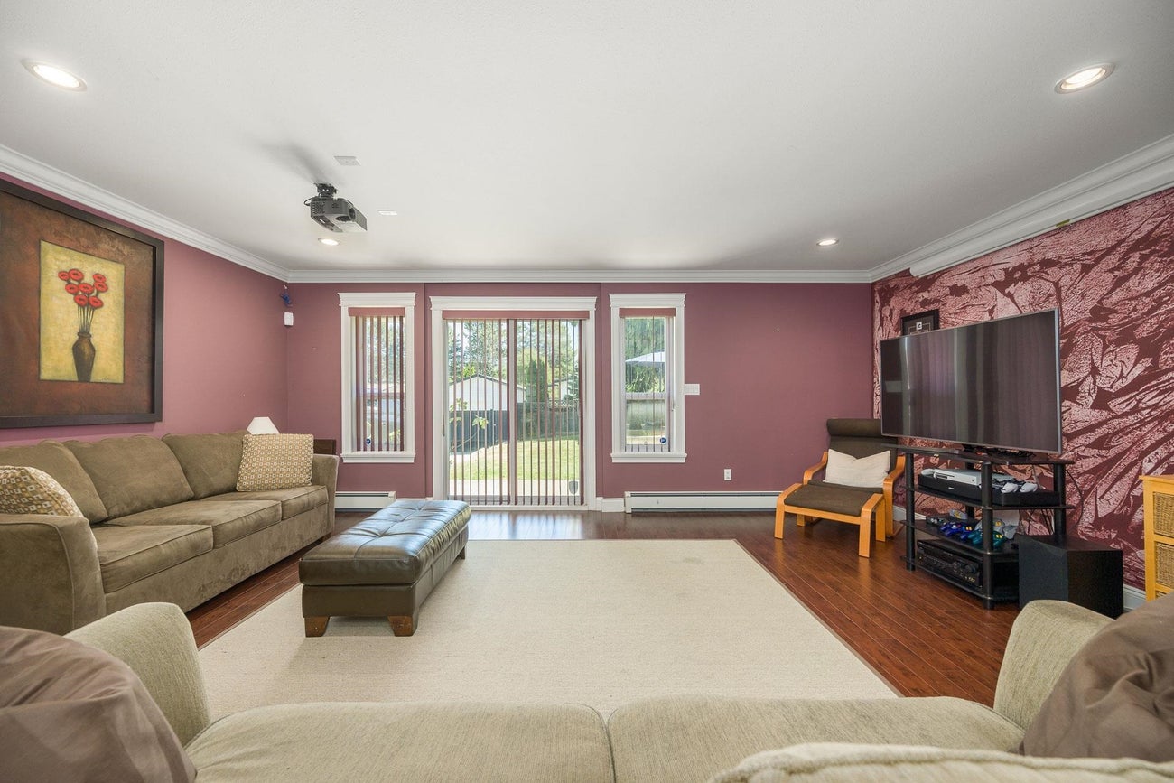 825 Robinson Street - Coquitlam West Single Family Residence for Sale, 7 Bedrooms (R3151513)# - 21 825 Robinson Street - Coquitlam West Single Family Residence for Sale, 7 Bedrooms (R3151513)# - 21