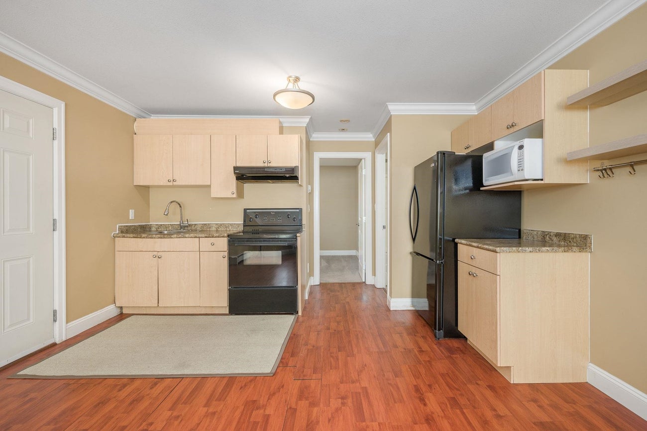 825 Robinson Street - Coquitlam West Single Family Residence for Sale, 7 Bedrooms (R3151513)# - 27 825 Robinson Street - Coquitlam West Single Family Residence for Sale, 7 Bedrooms (R3151513)# - 27