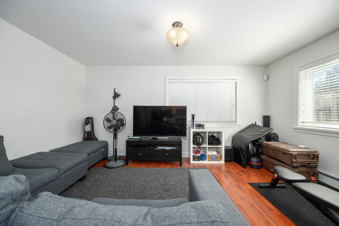 825 Robinson Street - Coquitlam West Single Family Residence for Sale, 7 Bedrooms (R3151513)# - 29 825 Robinson Street - Coquitlam West Single Family Residence for Sale, 7 Bedrooms (R3151513)# - 29
