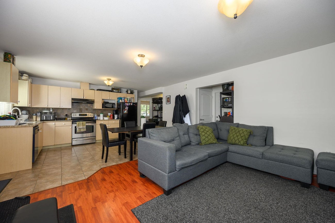 825 Robinson Street - Coquitlam West Single Family Residence for Sale, 7 Bedrooms (R3151513)# - 30 825 Robinson Street - Coquitlam West Single Family Residence for Sale, 7 Bedrooms (R3151513)# - 30